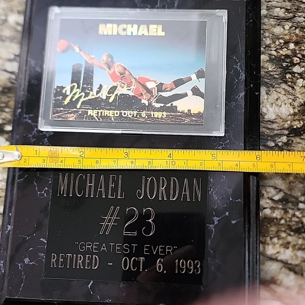 Michael Jordan 1993 Retirement Card #71 On a Plaque.
